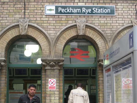 Peckham rye station live departures
